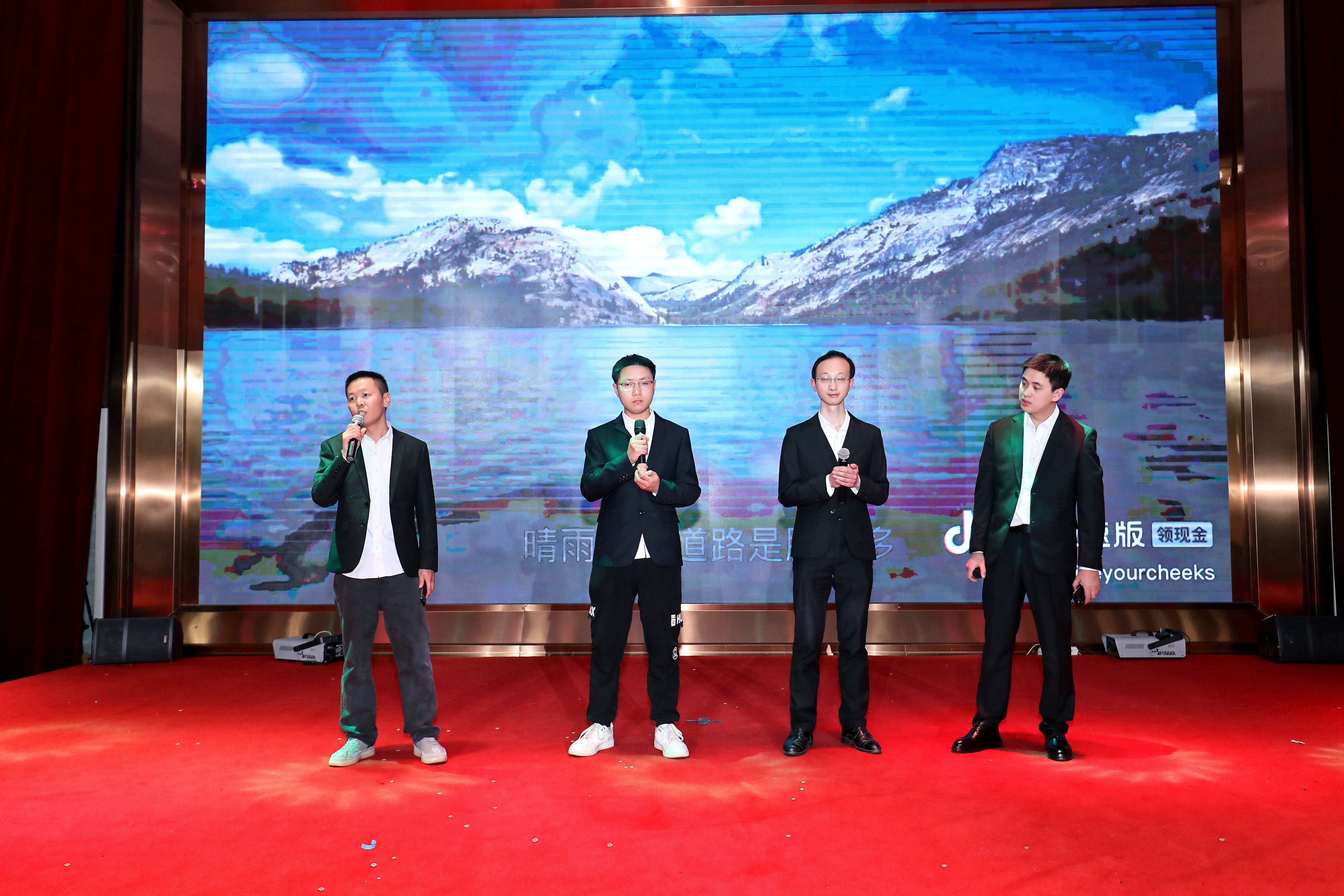 图片关键词