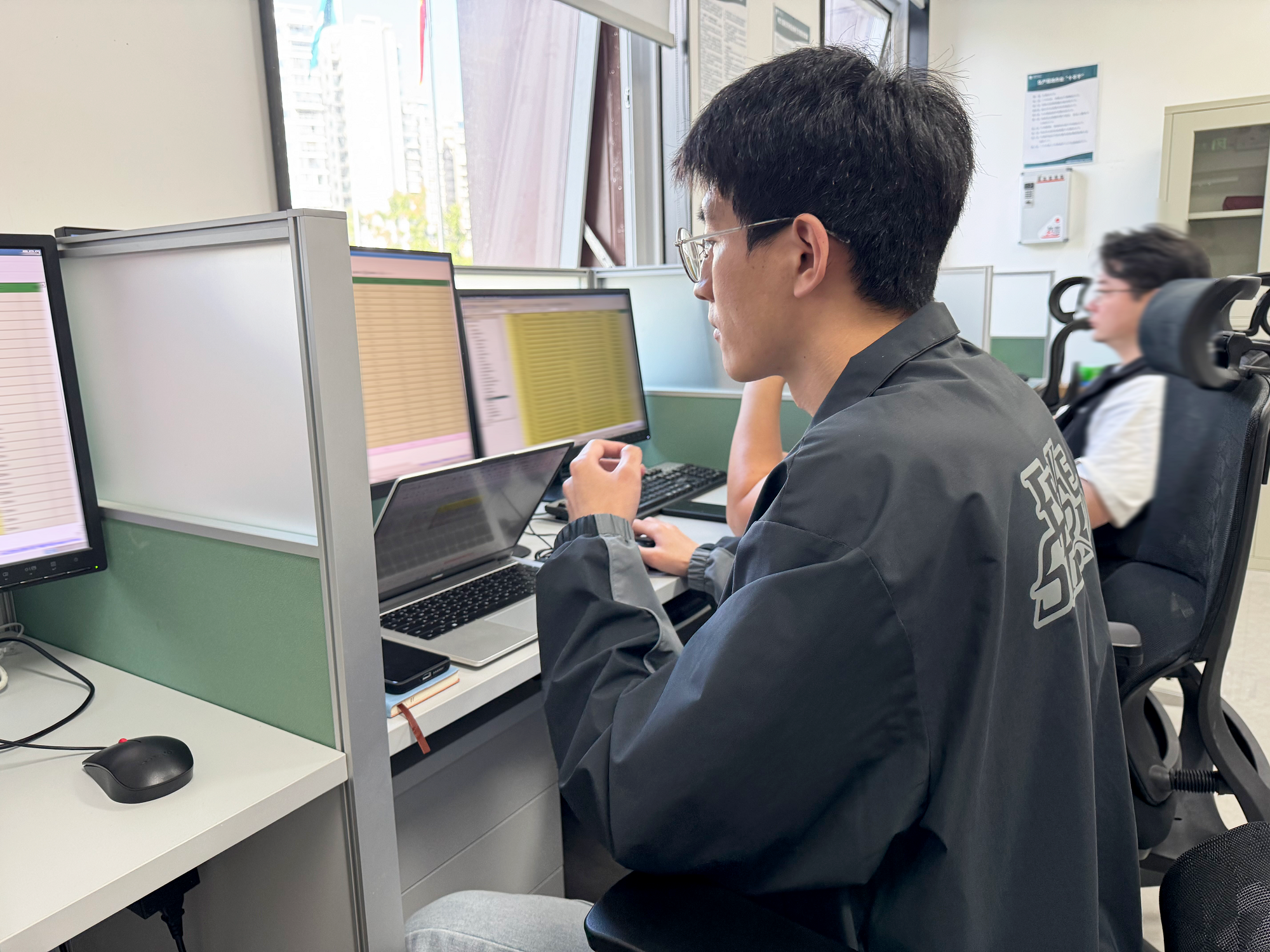 图片关键词 图片关键词